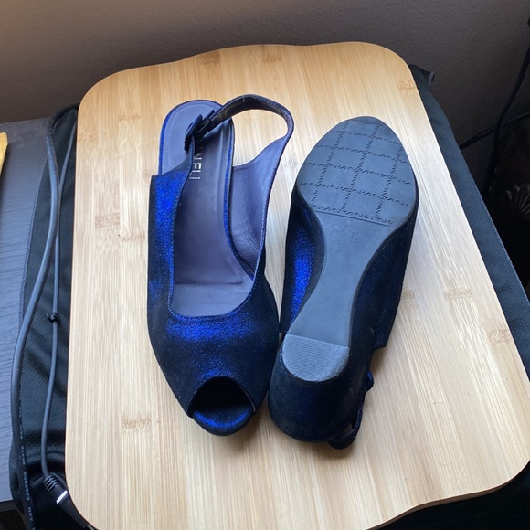 Vaneli slip on electric blue shoe - Picture 4 of 4